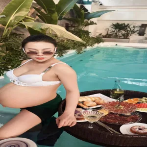 Gai xinh bikini nong bong o dau？ 3 dia diem hot nhat